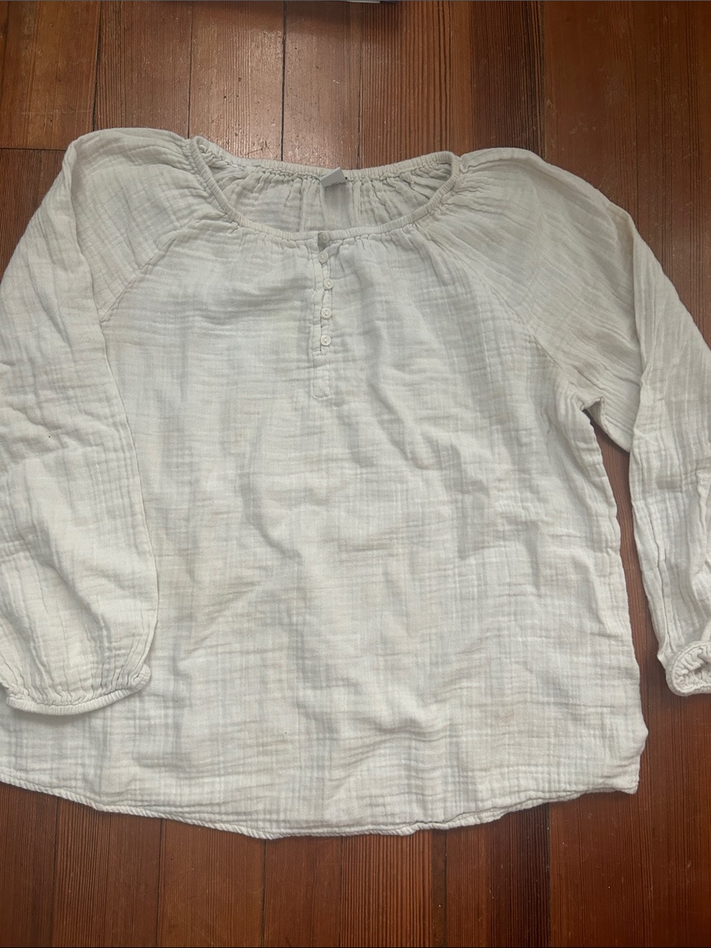 Old Navy Gauze Quarter Sleeve Shirt